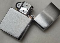 Original Zippo Feuerzeug - "Chrome Brushed" -...