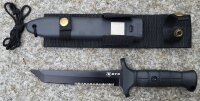 Kampfmesser - Infanterie 2000 -  geschwärzte Tantoklinge aus 8Cr14MoV Stahl - Kunststoffgriff - Scheide