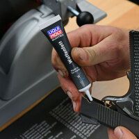 Liqui Moly Waffen Fett - GUNTEC - 20ml - stark anhaftendes synthetisches Spezialfett - Langzeitkorrosionsschutz und Verschleißschutz