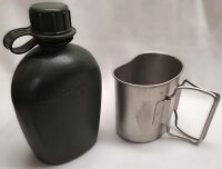 NL Holländische Feldflaschen Set - ca. 0,8 Liter - Kunststoff - inkl. Metall Becher mit Klappgriffen - DPM Bezug - Original Militär