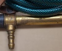 Dänische Handwasserpumpe - Eimerspritze mit Schlauch - Feuerwehrspritze - Original Militär
