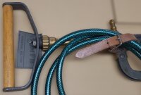 Dänische Handwasserpumpe - Eimerspritze mit Schlauch - Feuerwehrspritze - Original Militär