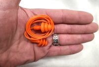 Gehörschutzstöpsel mit Band - orange - inkl. stabiler Transportbox - Dämmwert: SNR 31,6 DB - CE-genormt 2754